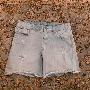 GAP Light wash Ripped Midi Shorts